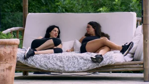 "נשארתי בבית עד שידעתי לדבר עברית כמו כולם": איגי נזכרת בקשיי ההסתגלות בארץ