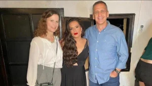 הרמטכ"ל הגיע להופעה של מירי מסיקה - והתקבל בתשואות • תיעוד