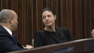 מו"מ במהלך הבחירות לנשיאות: ראשי "גוש השינוי" הסתודדו במליאה