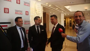 כל מה שאסור להגיד בטלוויזיה: אחורי הקלעים של הוועידה הלאומית