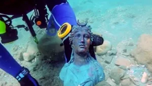 קיסריה מתחת למים: הצצה לגן הלאומי הראשון בישראל - שבתוך הים