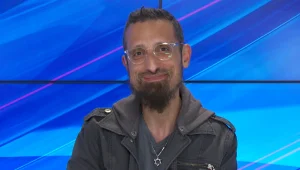 סורב לעלות לתורה בגלל נטייתו המינית - הרב אליהו פסק לטובתו