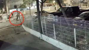 אישום: תושב עכו ניסה לרצוח יהודי בזמן התפרעויות בעיר • תיעוד