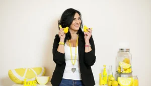 עושים מהלֶמוֹן דבש: משפרים את מערכות היחסים ואת איכות החיים עם ורוניקה גל-צור