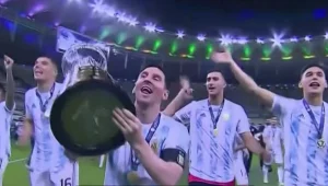 לראשונה בקריירה: מסי הוביל את נבחרת ארגנטינה לזכייה בטורניר