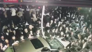 קללות, הפגנות ואבנים: שיטת הפרוטקשן של הטלפונים הכשרים