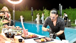 אלמוג דרים שואו – ארוחת בשרים כמו בסרטים