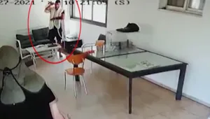 תיעוד: הניח תפילין והפנה את השודדים לפרוץ לכספת של בת דודתו