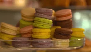 בעזרת השף: הכי רחוק מטשולנט וקוגל - הצצה לגורמה החרדי