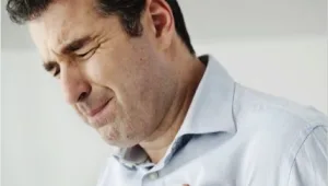 איך מתמודדים עם דום לב במקום בעבודה?