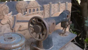 "הדברים האלה מייצגים אנשים": הג'אנקיסטים שמוצאים אוצרות בזבל