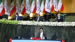 ראיסי בהשבעתו: "נשק גרעיני הוא דבר אסור מבחינה דתית"