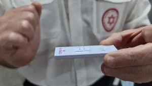 מגיפת הקורונה בישראל: 400 חולים במצב קשה