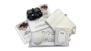 קניית תפילין לבר מצווה