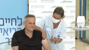 הורוביץ קיבל מנת חיסון שלישית: "בפתיחת השנה נחסן בבתי הספר"