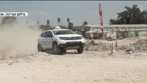 מיכאל הפך את התחביב עד הקצה - והפך את המונית שלו לרכב שטח