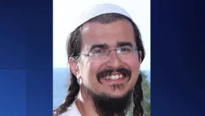 הזכרונות האבודים: אמו של יהונתן חברוני מחפשת את הטלפון הנעלם