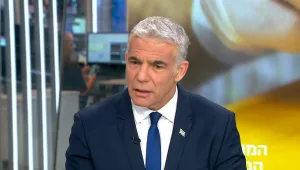 לפיד לחדשות 13: "בנט ואני עשינו חלוקת תפקידים"