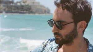 שחר רופ: " בגלל שאני הבן של אבא שלי מציעים לי כל הזמן להשתתף בתוכניות ריאליטי"