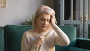 תקופת צינון: כך תימנעו מהתופעה הנפוצה בגיל המבוגר