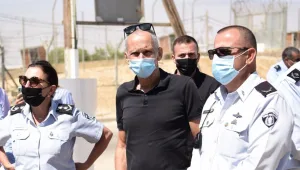 ביקורת קשה נגד בר לב: "אפס הבנה, הגיע רק להצטלם"