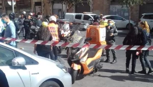 פיגוע דקירה בירושלים: שני צעירים נפצעו בינוני, המחבל נוטרל