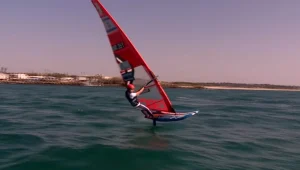 רק בת 16: הגולשת שהגיעה למקום ה-5 בעולם - וכבר חולמת על פריז