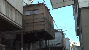 על פיגומים וללא תמיכה: הסוכות שעלולות לקרוס בכל רגע