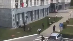 לפחות שמונה הרוגים וכמה פצועים באירוע ירי באוניברסיטה ברוסיה