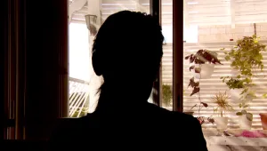 "הוא נגע בה בכל הגוף והצמיד אותה" - בת 14 הותקפה ע"י נערים