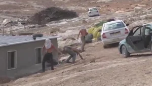 האלימות בשטחים: פלסטיני בן 4 נפצע בעימותים בדרום הר חברון