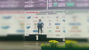 אגרוף הזהב: הישראלית בת ה-18 - שכבר אלופת העולם בקיקבוקסינג