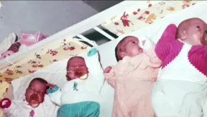 היום לפני 50 שנה נולדה חמישיית הילדים הראשונה בארץ