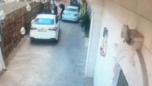 הקורבן מזנק מהרכב - המחסלים יורים מטווח 0 | תיעוד הרצח בגליל