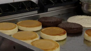 החביתיות המושחתות בארץ: מפנקייקים עם שוקולד עד חריפות עם בשר