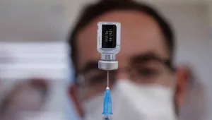 תחקיר: בלי אישור - רופאים ואחיות שמחסנים ילדים מתחת לגיל 12