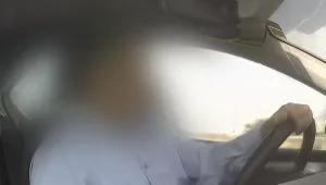 כך סחטה כנופיה מיליוני שקלים מבכיר בשירות הציבורי • תיעוד