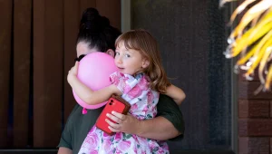 בעל אובססיה לבובות ולצעצועים: פרטים נוספים על החוטף האוסטרלי