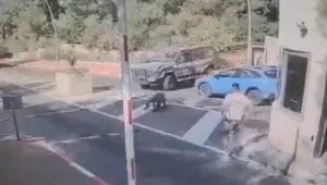 שניות מאסון: רכב צבאי כבד הידרדר - ובנס לא היו נפגעים • תיעוד