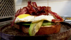 שרימפס שניצל וגלידה: מנות האבוקדו הלא שגרתיות שחייבים לטעום