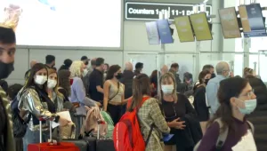 למרות ההגבלות על נתב"ג: הישראלים לא מוותרים על הטיסות