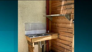 12 מטר רבוע עם מטבח בחצר ב-3500 ש"ח: דירה להשכרה בת"א