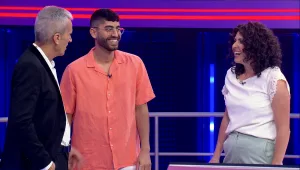 הוא זכה ב"אחד נגד 100", היא הייתה הדוברת של בנט: המשחק של דנה וערן מזרחי