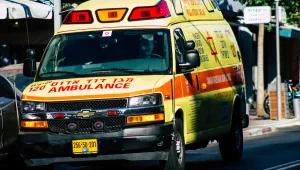 ילדה במצב אנוש לאחר שנפגעה מרכב בג'סר א-זרקא