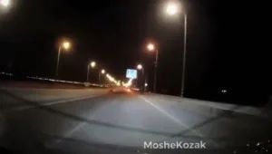 האלימות בכבישי הדרום: רכב משפחתי נרגם באבנים בכביש 60 • תיעוד