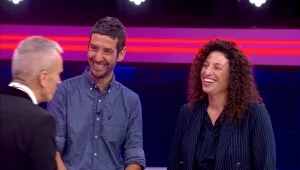 היא אוהבת לשחק כדורגל, הוא מעדיף לקרוא ביוגרפיות: המשחק של טימי ויוסי
