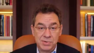 מנכ"ל פייזר לחדשות 13: "מפתחים גרסה חדשה לחיסון עבור האומיקרון"