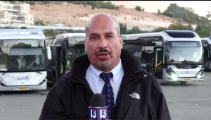 "אני מרגיש כמו בורג באוטובוס, לא כמו בן אדם": נהגי אוטובוס בירושלים קופאים מקור