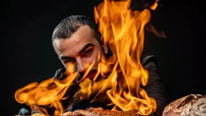 מאור אבוטבול משפד את המתחרים