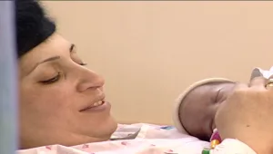 ילדת השלג: נולדה בכביש במהלך סופת שלגים